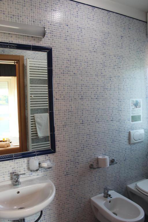 Single Room with Balcony,1748553294:JPEG